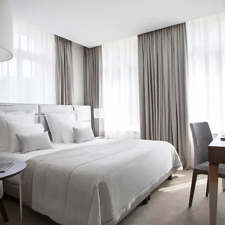 Château Hochberg, Hôtel&restaurant 4* Wingen-sur-Moder