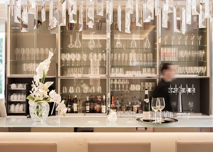 Chateau Hochberg, & Restaurant 4* Wingen-sur-Moder